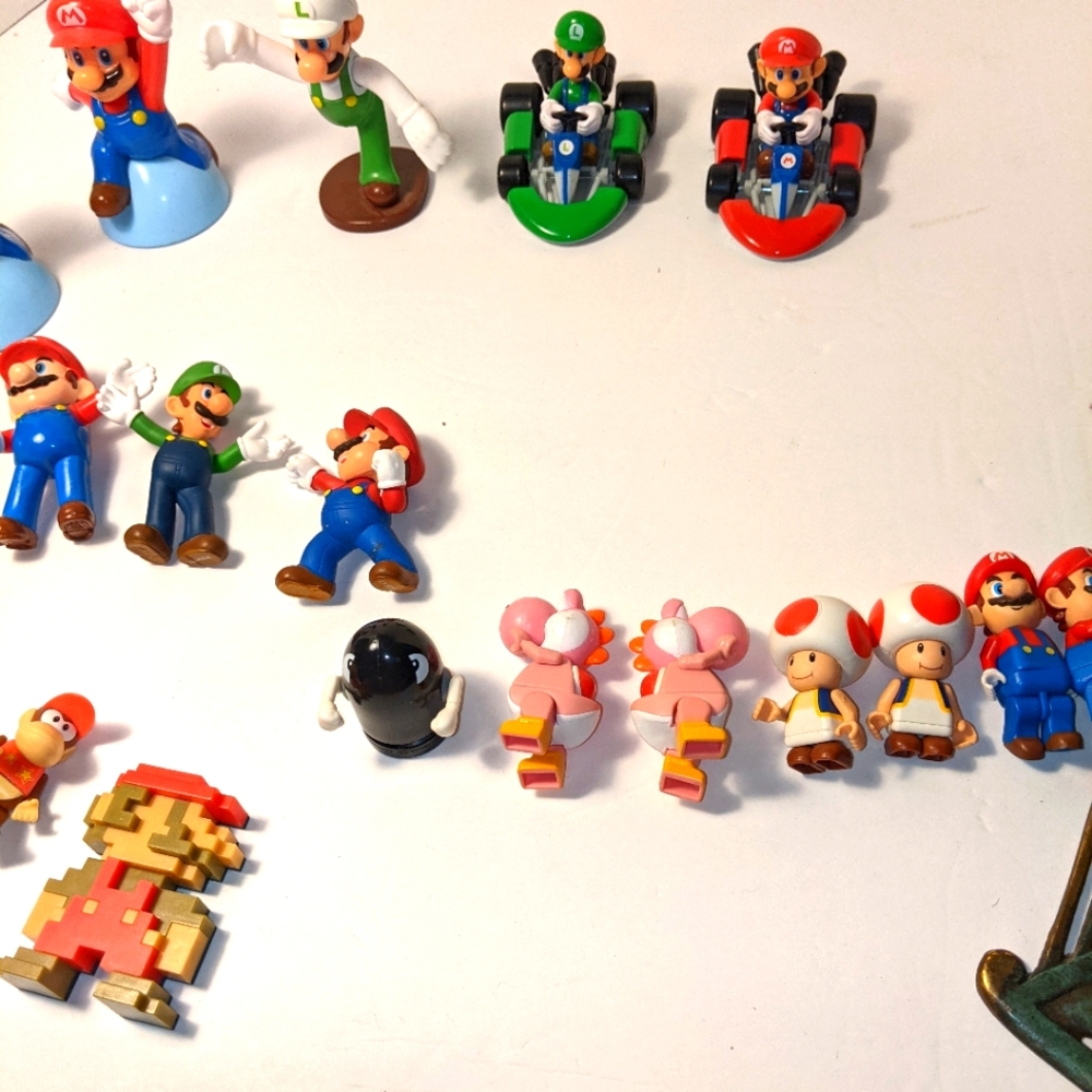 Super Mario Kart Figures Bundle!